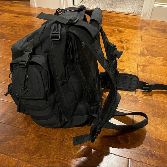 72Hr Survival/Trauma Bug Out Bag - Picture 3 of 3